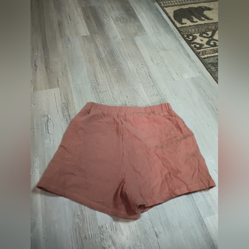 Women’s Relaxed Rust Pink Elastic Waist Shorts